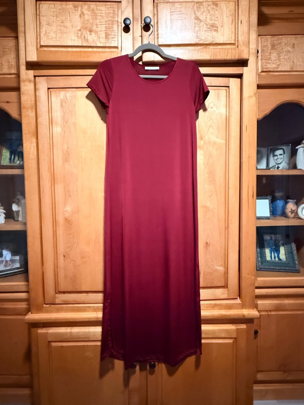 Women's Burgundy Short Sleeve Maxi Dress